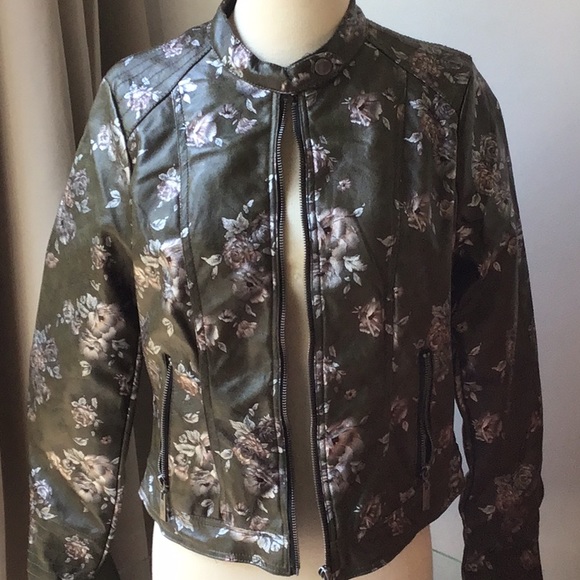 Jackets & Blazers - Vegan leather jacket size M green color